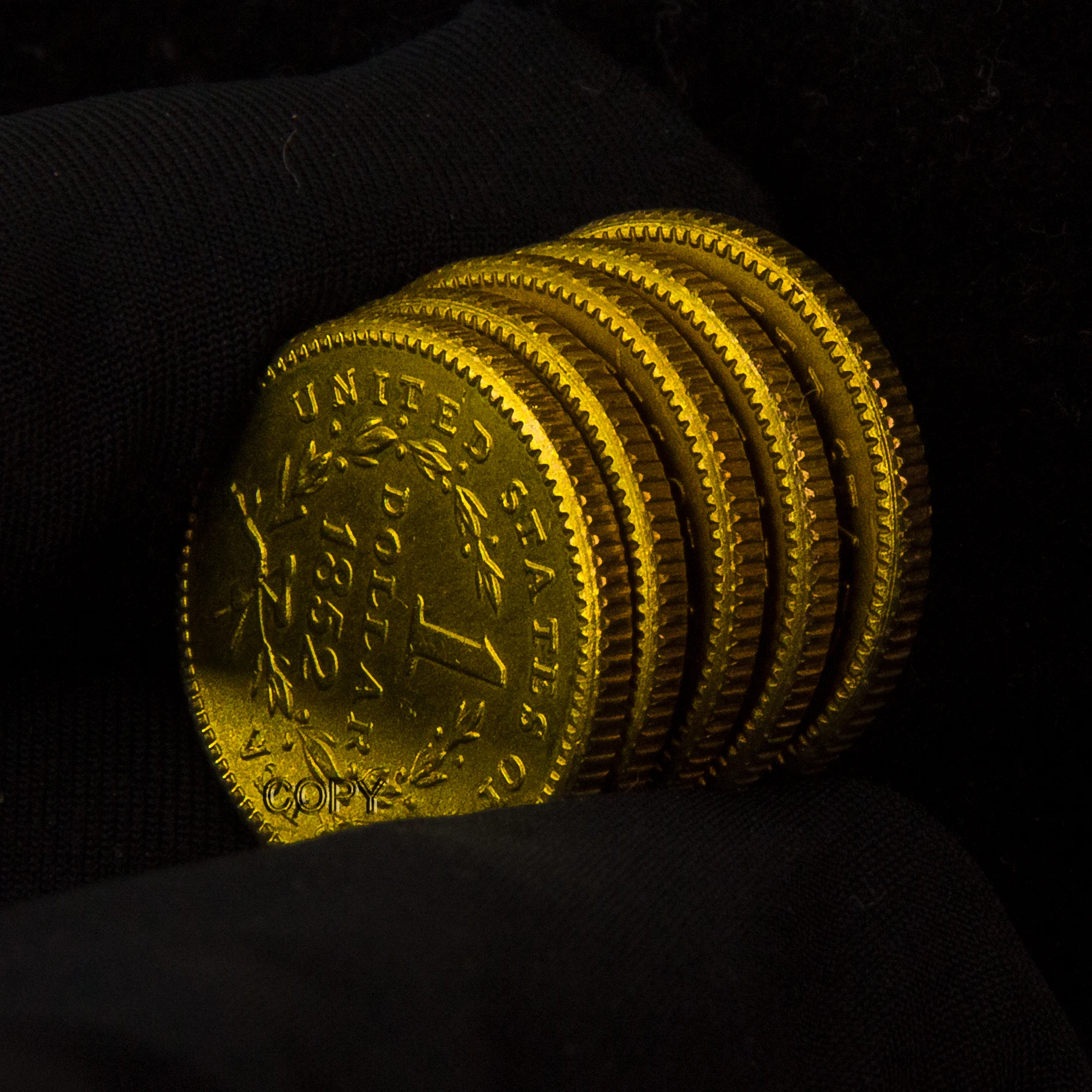 1849-1853 تمثال الحرية الأمريكي دولار واحد عملة ذهبية تاج صغير تذكارية 24K مطلية بالذهب تحصيل الصبي كلمة عملة