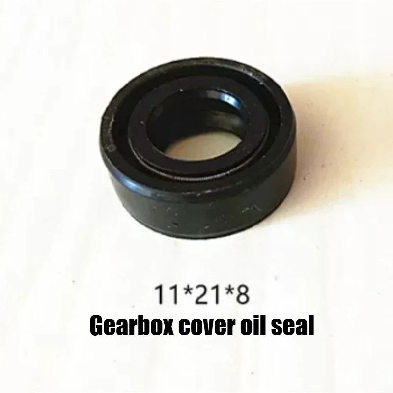 Outboard Motor Gearbox Oil Seal Suitable for 2-Channel Water-cooled 3.5/3.6HP 4-Channel Air-cooled 3.6/4.0HP