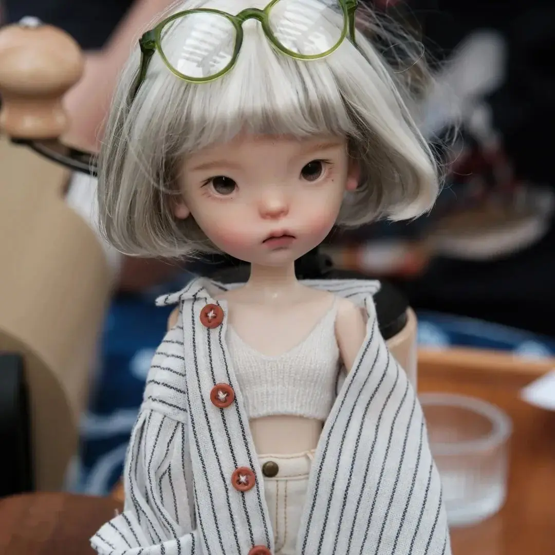

New Qbaby BJD SD dolls 1/6 xiao 25cm landoudougirl sad humanoid doll birthday gift diy birthday gift in stock free shipping