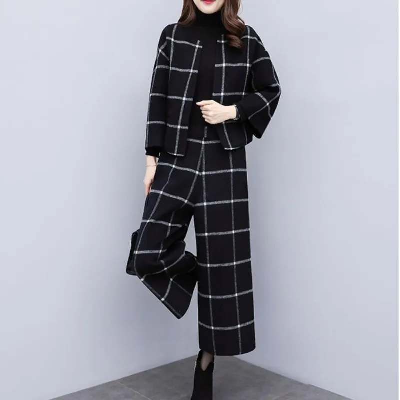

Новый женский осенне-зимний костюм-двойка: укороченный шерстяной жакет в клетку и брюки с широкими штанинами, модный облегающий костюм для женщин