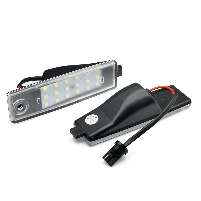 2Pcs White LED License Plate Light For Toyota Harrier Hiace Highlander Kluger Land Cruiser RAV4 Lexus RX300 Number Plate Lamp