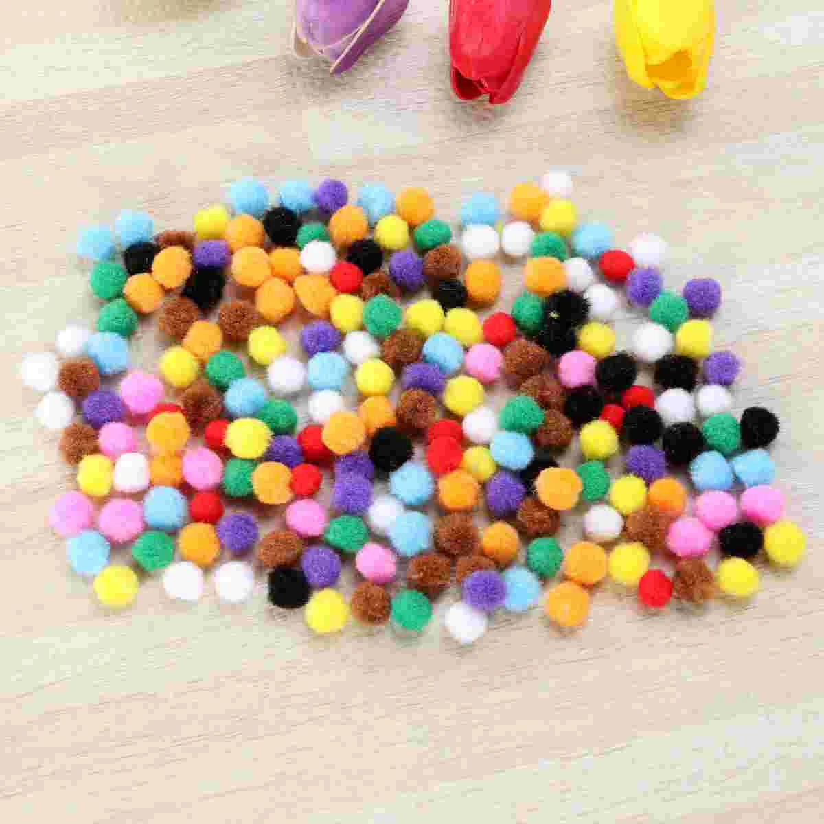 

200 Pcs 10 Color Mixed Pack DIY Handmade Material Plush Ball Kindergarten Plush Colorful Ball (15mm, Mixed Color)