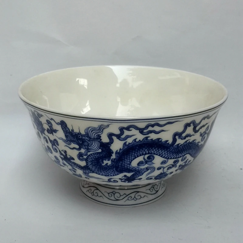 YIZHU CULTUER ART Size 5.2 Inch Chinese Old blue-and-white Painting Dragon Figure Bowl Decoration Gift Collection