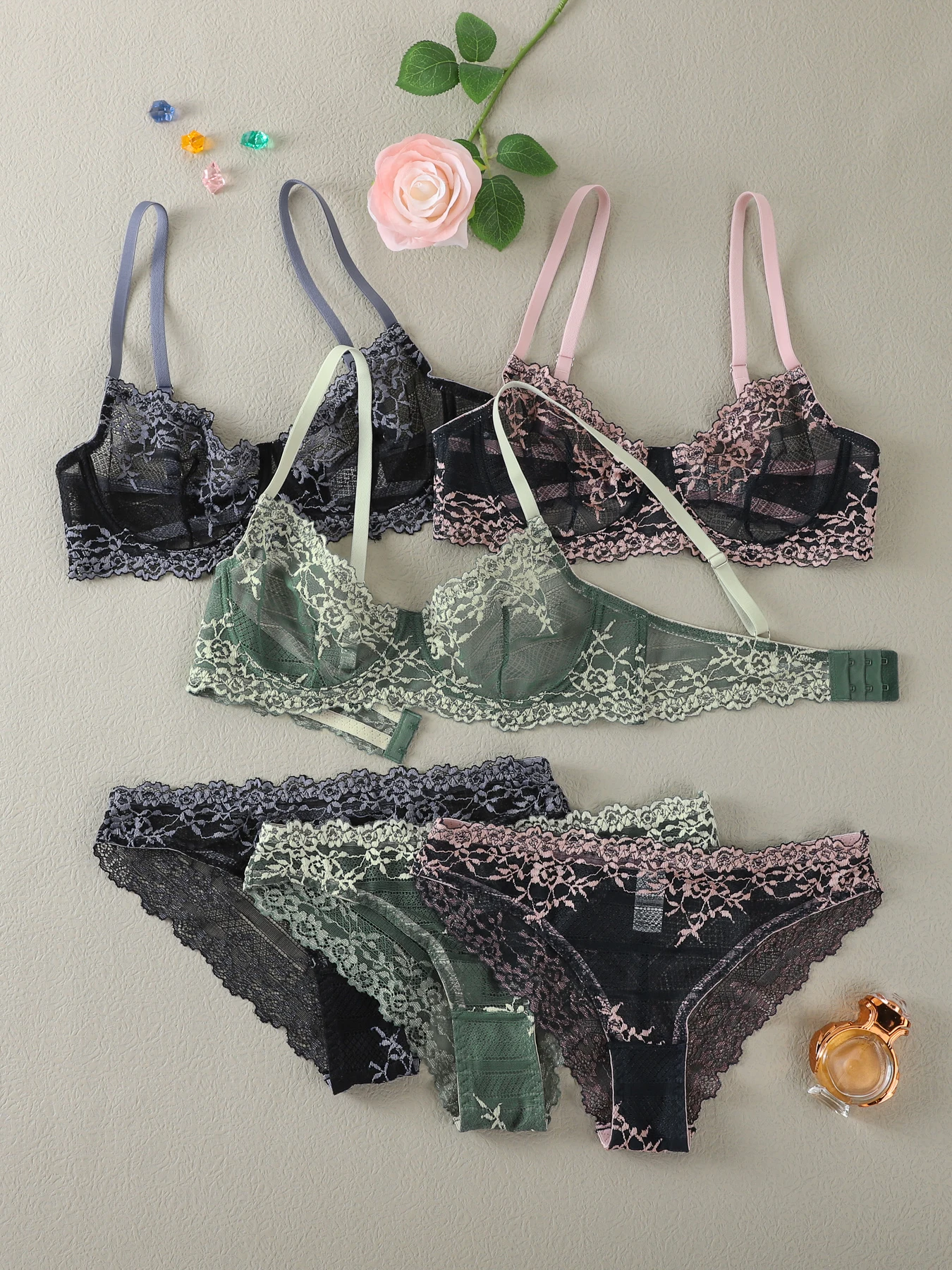 Conjunto de 2 piezas - Conjunto de sujetador de encaje + bragas - Conjunto de lencería de encaje transparente - Múltiples colores disponibles - Conjunto de lencería de encaje para mujer - Conjunto de lencería sexy - con aros