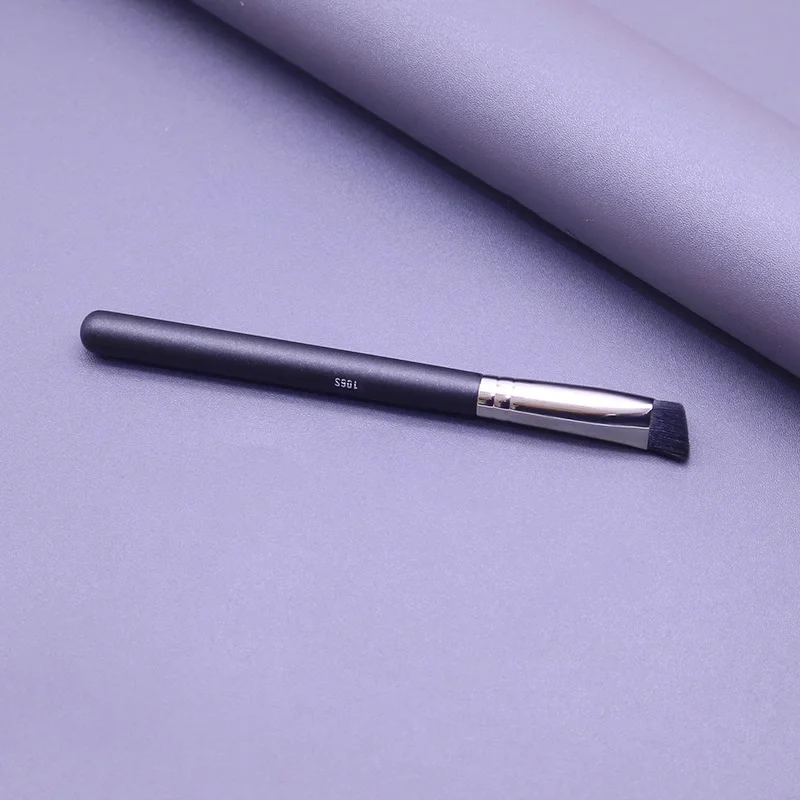 106s Triangular Slope Shape Concealer Brush Concealing Dark Circles Pockmarks Spots Blemishes Concealer Makeup Brush