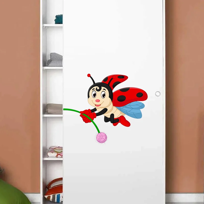 Pegatinas de pared de mariquita de dibujos animados para niños, calcomanías decorativas para guardería, pegatinas divertidas para coche, M244