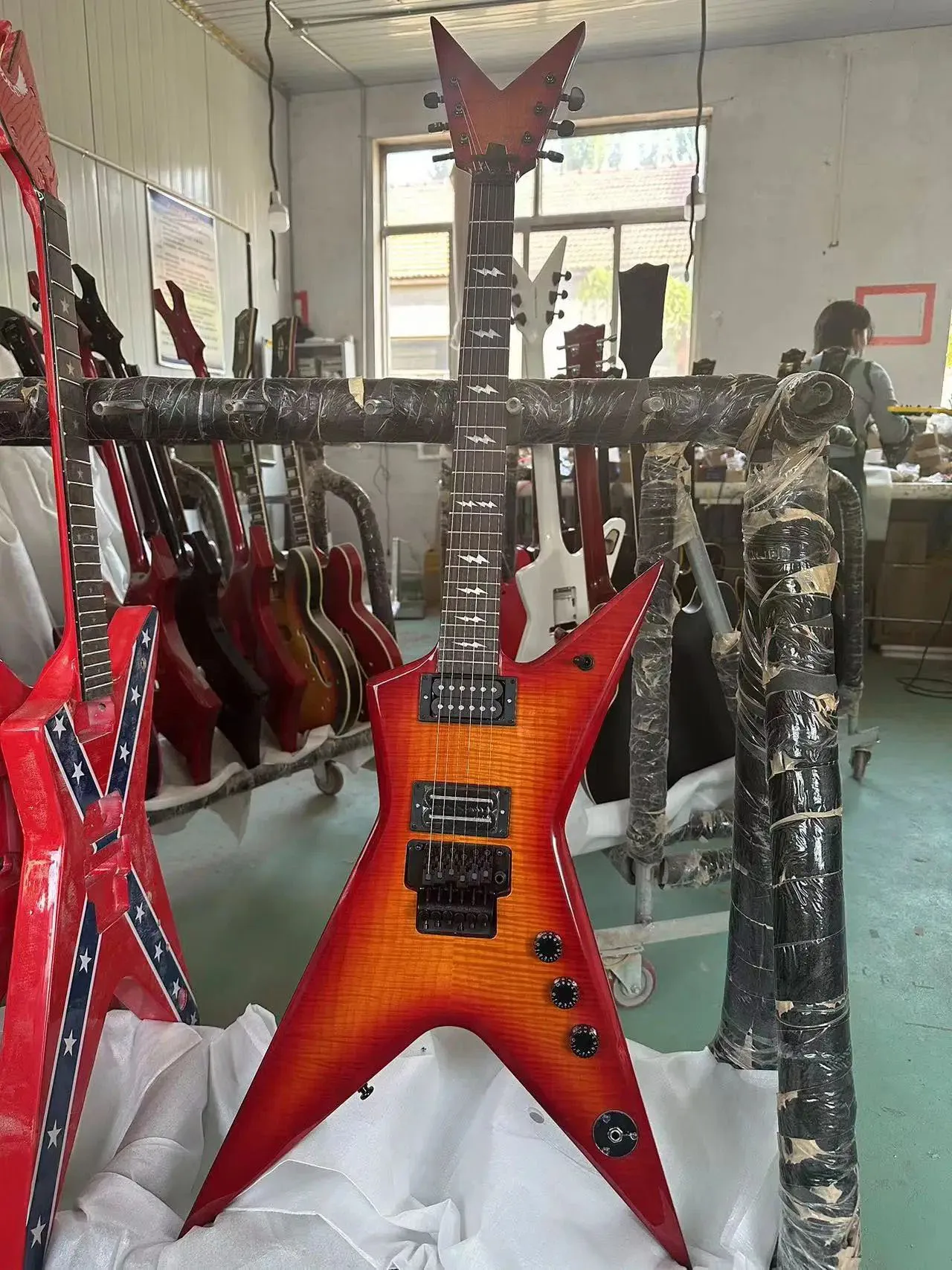 Dean Dimebag Darrell  Guitar Rose wood fingerboard, including shipping, available in stock