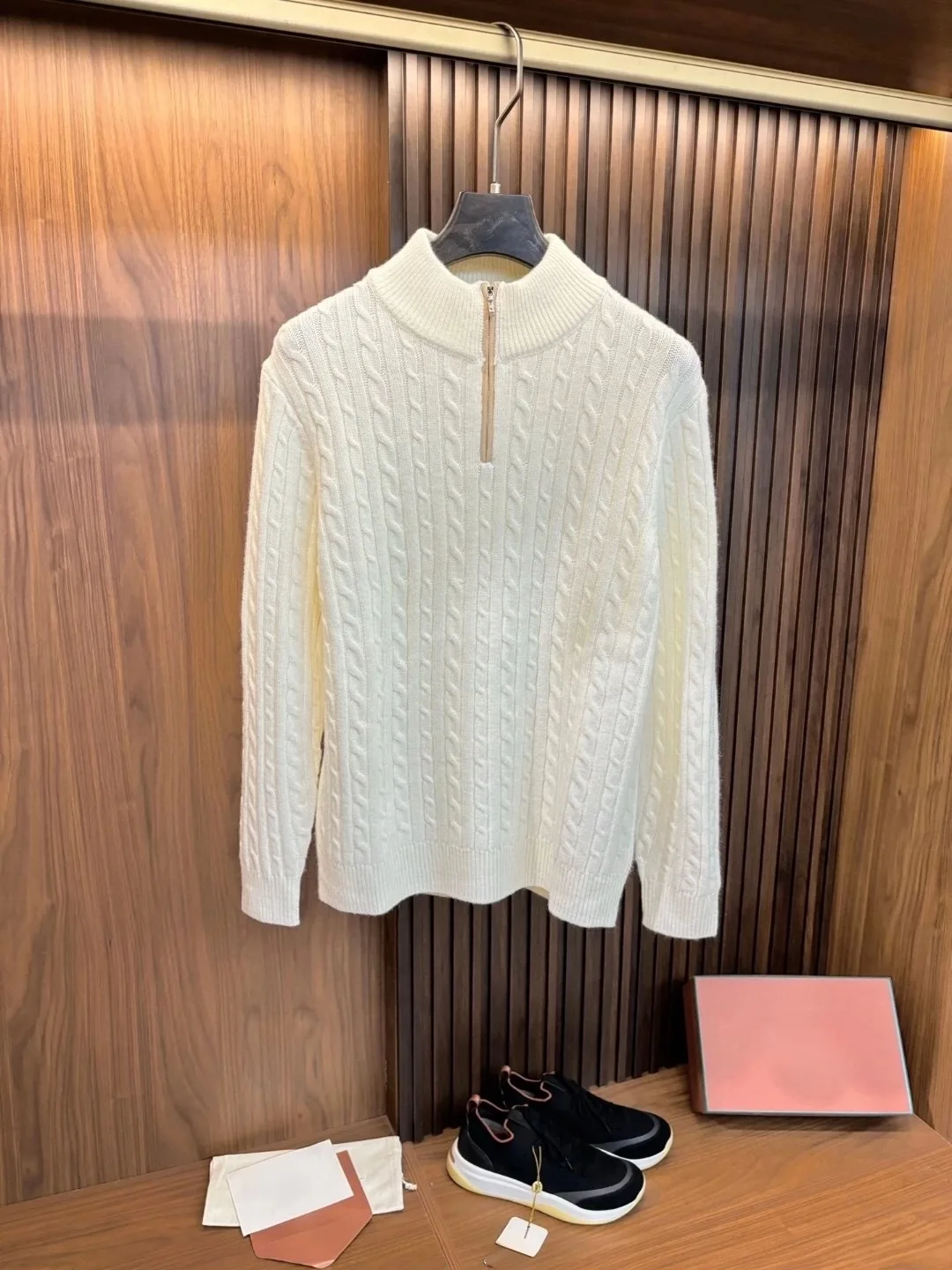 

Italian Sle Luxury Men's Knitted Sweater f High Collar Zipper Blend Camere Wool Autumn Winter New Arrival Casual Loose...