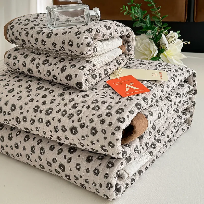 Vintage Floral Reversible 3-Piece Bedspread Set | Double Layer Gauze Bed Cover | Sand Washed 100% Cotton | New Design Quilt Set