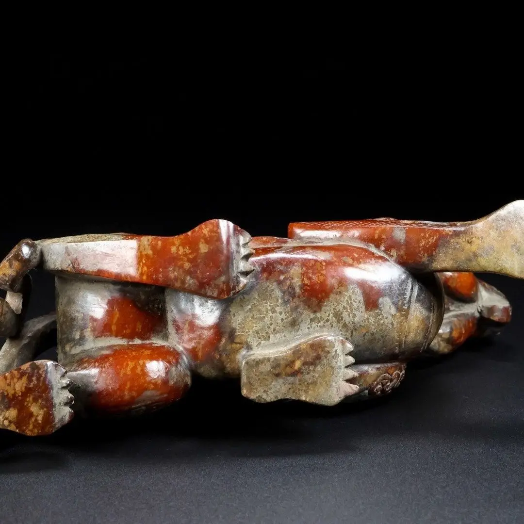 , Beast, the jade is delicate, the pulp is thick, the color is deep into the bone, and the carving is fine