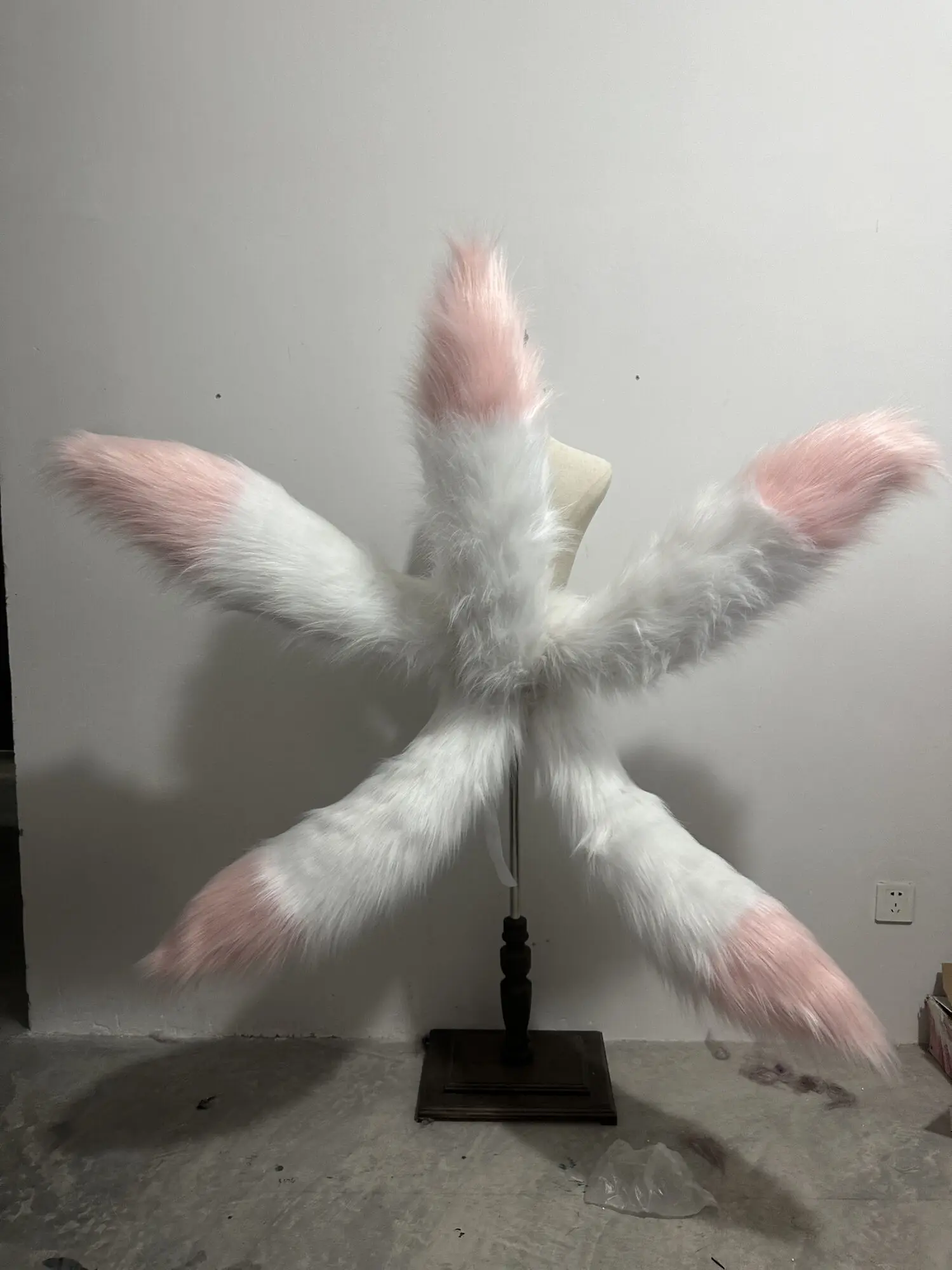 New Honkai Star Rail Tingyun Cosplay Prop 5 Tails White Pink For Game Party Costume Accessories Custom Made