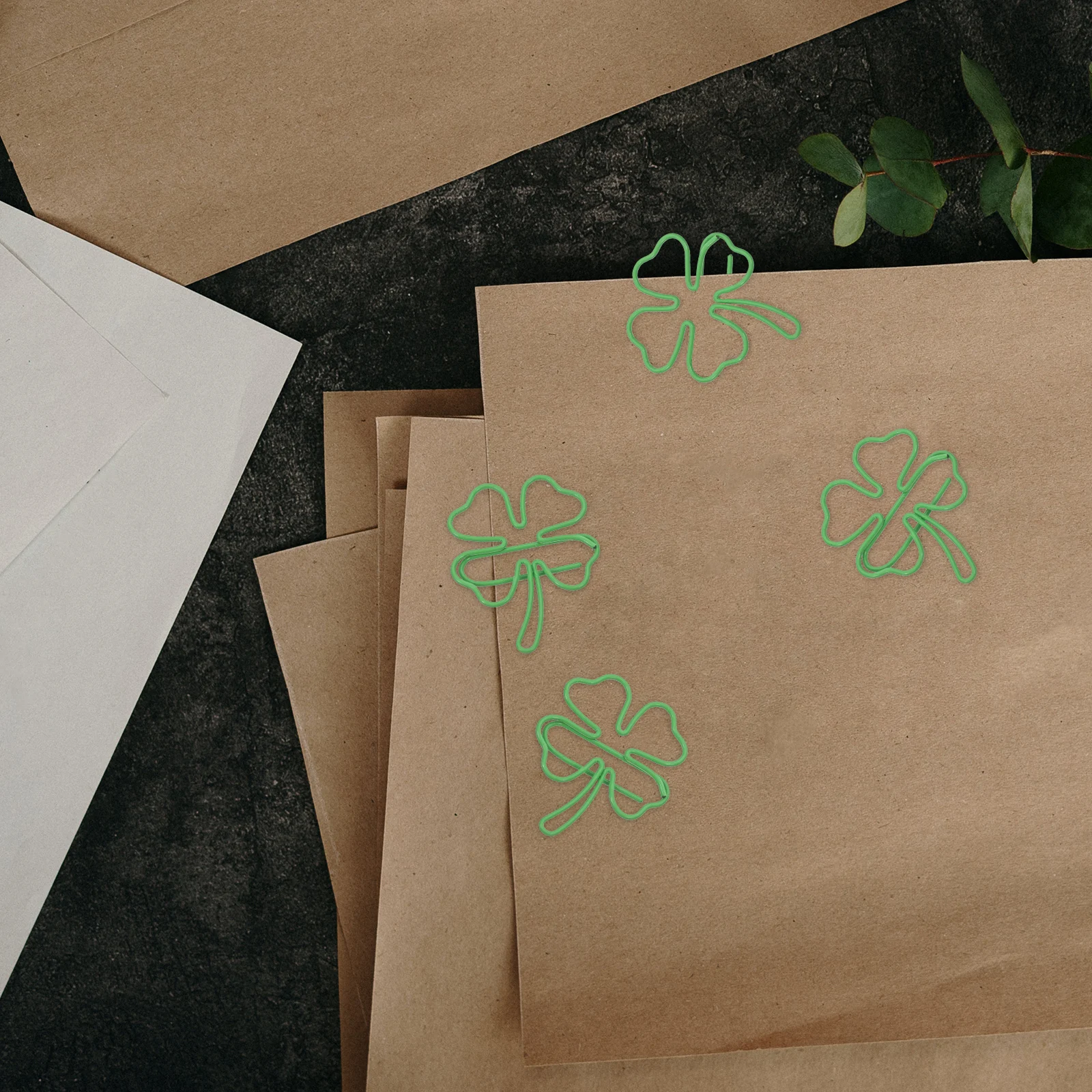 

20pcs Four Leaf Clover Paper Clips Cute Shamrock Bookmarks Office Desk Saint Patricks Metal Stationery Supplies