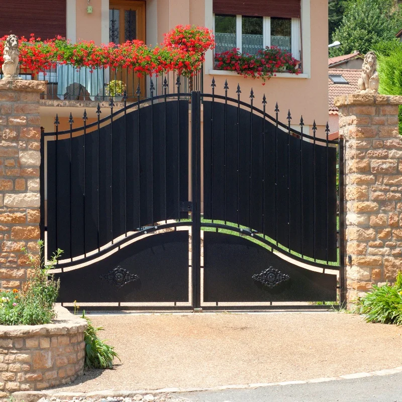 

Кованые распашные ворота для современного дома, главного входа на территорию