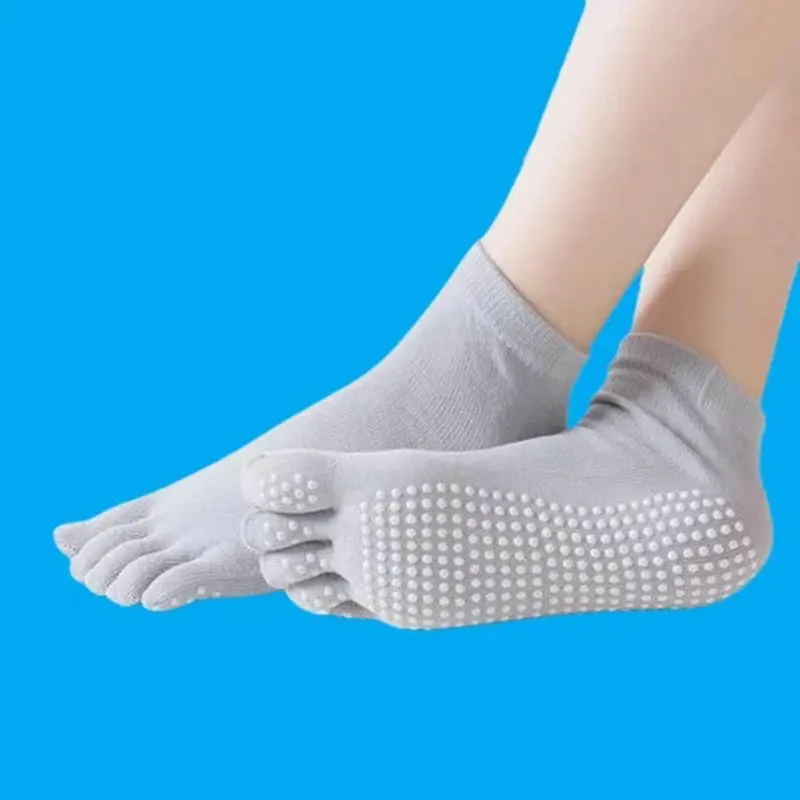 2/5 Pairs Women's Fashion Short Tube Yoga Socks Open Toe Women's Massage Yoga Five-Toe Socks Sports 2024 Colorful Five-Toe Socks