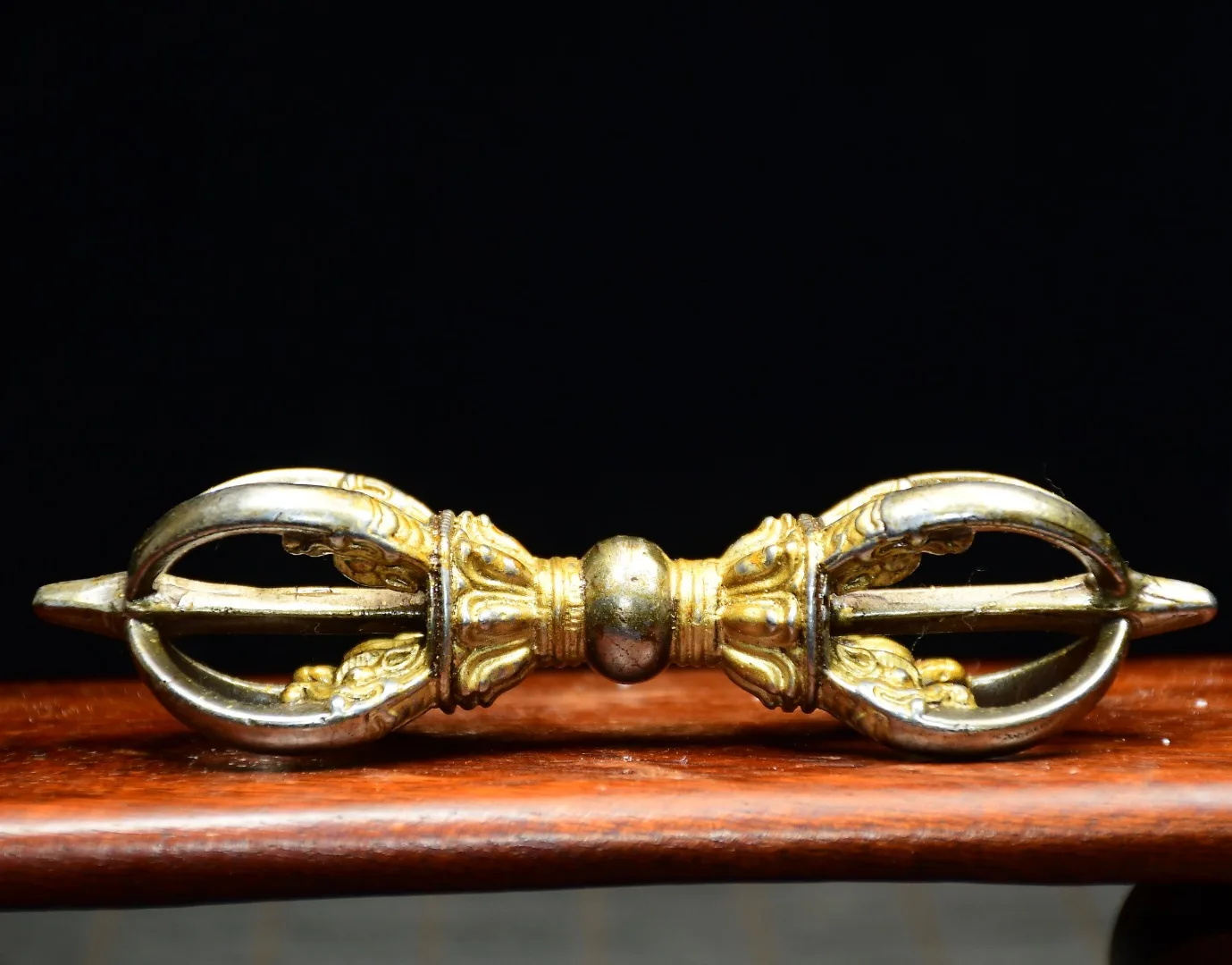 Old Iron Gilded Flower texture Animal head Five shares Dorje Vajra Phurpa Handheld components Pendant Amulet Dharam