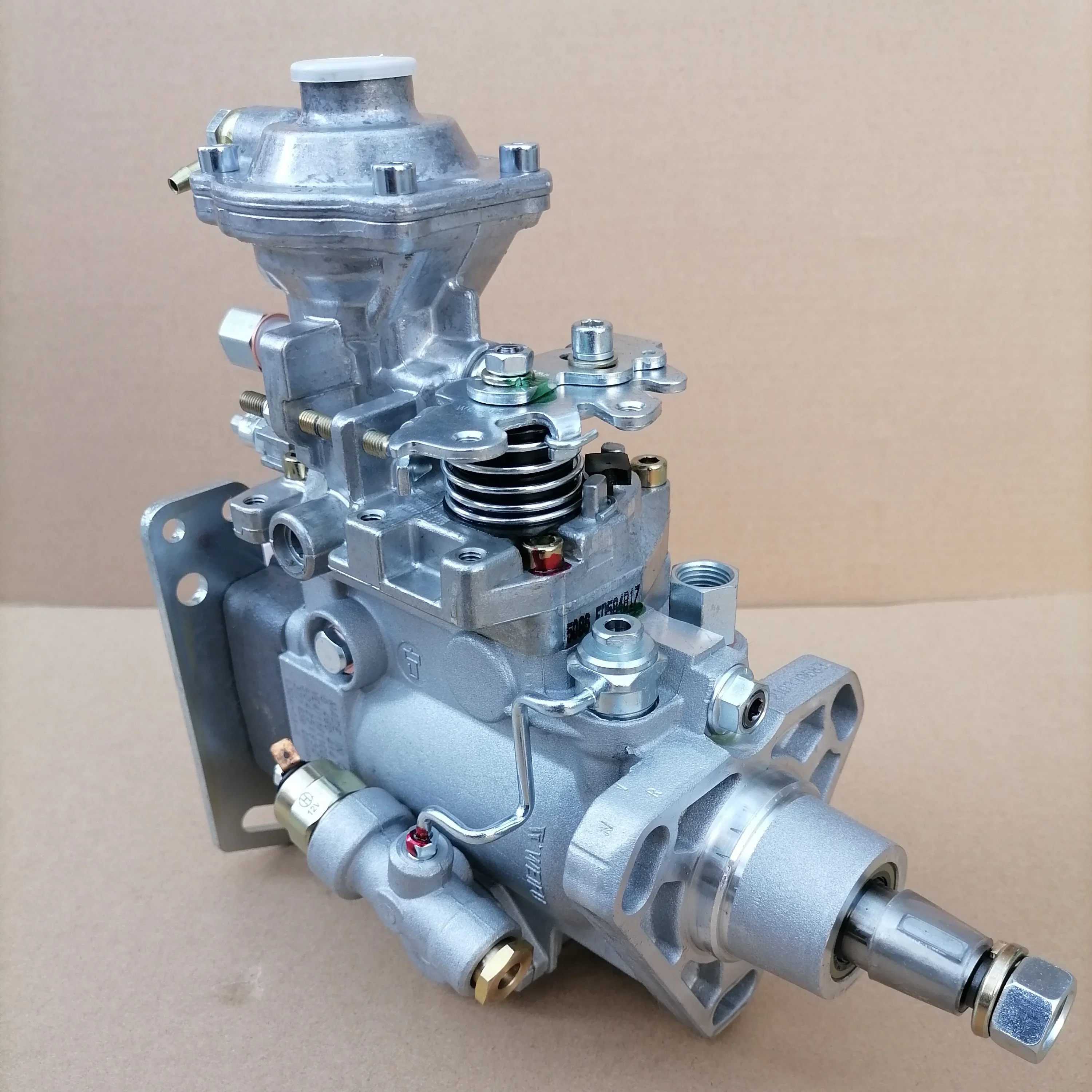 

Wholesale Price VE Fuel Injection Pump Suit for 4bt Engine 0460414267 11F1100L2047