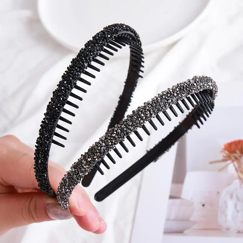 Rutschfeste Strass-Haarreifen für Frauen, gezahnte elastische Stirnbänder für Frauen, glänzende luxuriöse Haarreifen, Haaraccessoires. – Detail 11