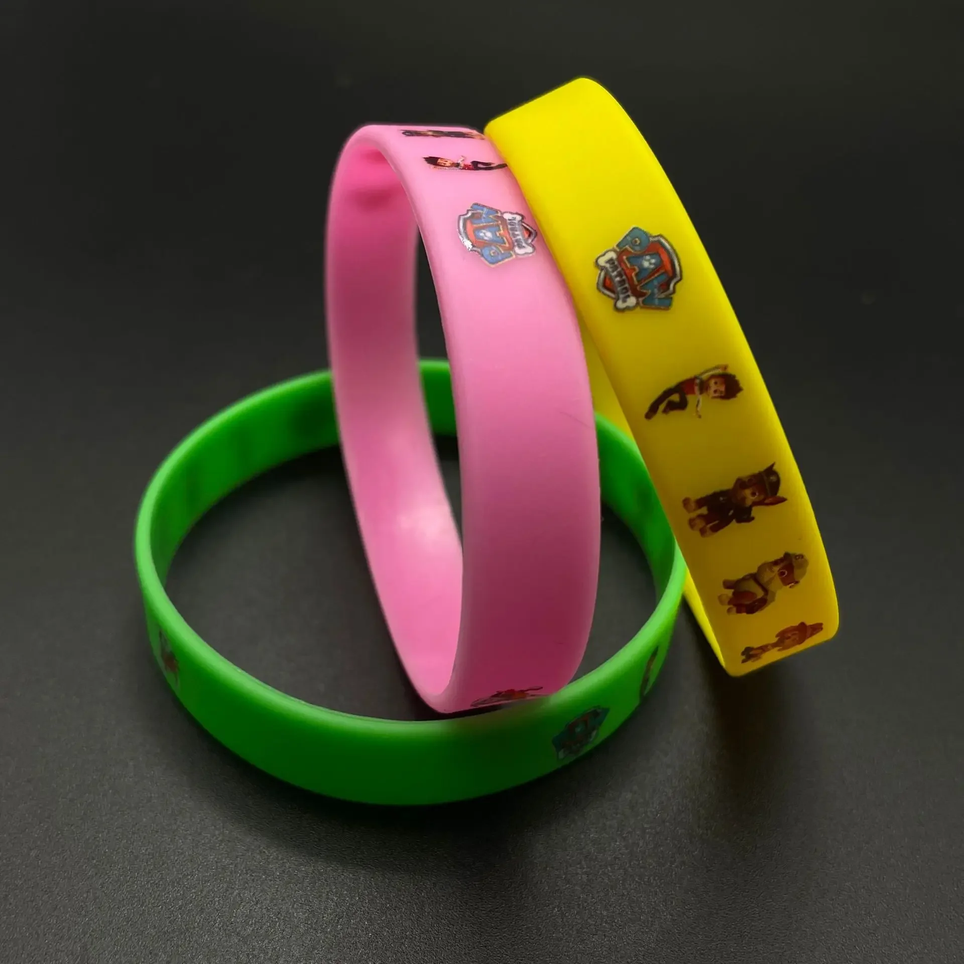 Pfote Patrouille leuchtende Armband Kinderspiel zeug Cartoon Welpen Silikon Armband DIY Schmuck Dekoration Weihnachts feier Spielzeug Geschenk