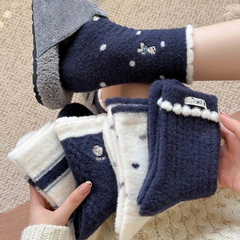 1/5 pairs Women's warm thick simple comfortable mid length socks for autumn winter cute versatile color blocked casual socks