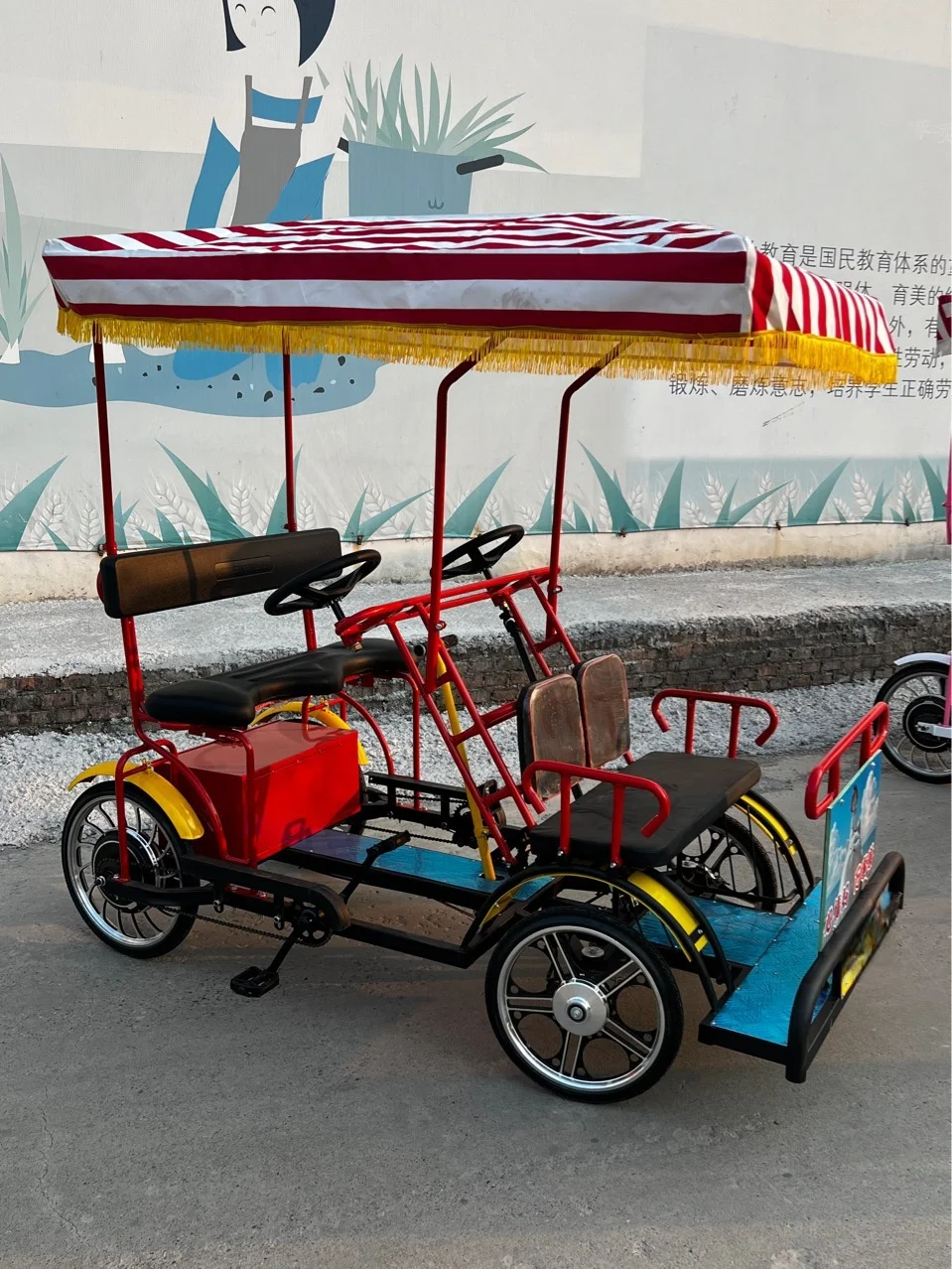 Steel frame 20-inch wheels for scenic sightseeing, brake line, brake 4/6 seat four-wheel multi-person electric double bicycle