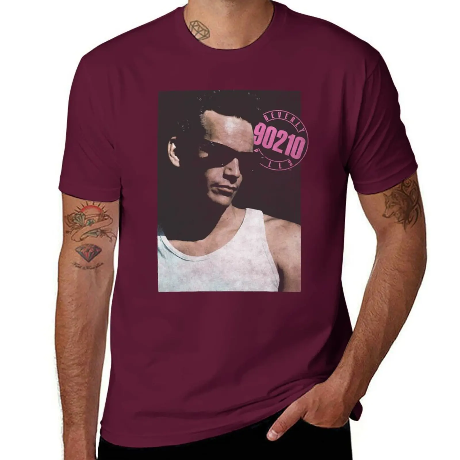 2025 نموذج جديد بيفرلي هيلز ، 90210 ديلان ماكاي المتعثرة هيثروب صورة تي شيرت الحيوان طباعة سليم صالح تي شيرت للرجال