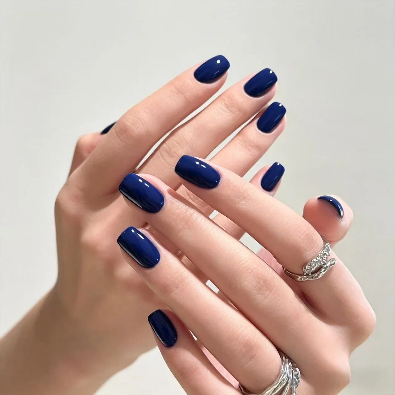 Sapphire Blue UV Gel Nail Polish Soak Off Gel DIY Nail Art  Easy Apply Solid Color Gel Long Lasting for Home & Salon Use