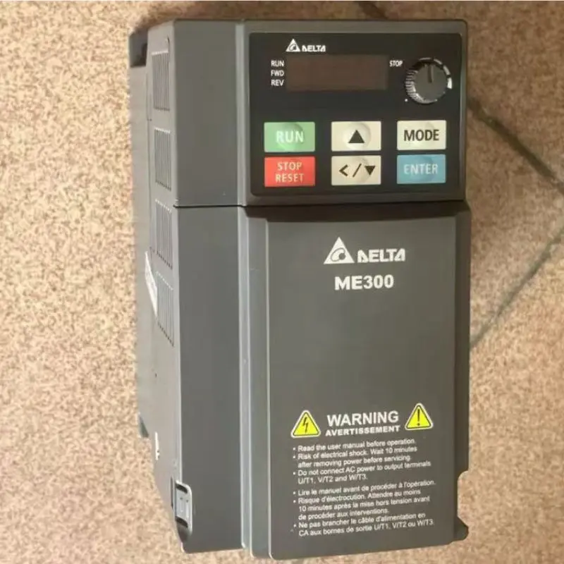 عاكس VFD9A0ME43ANNAA 3.7KW جديد للتسليم السريع