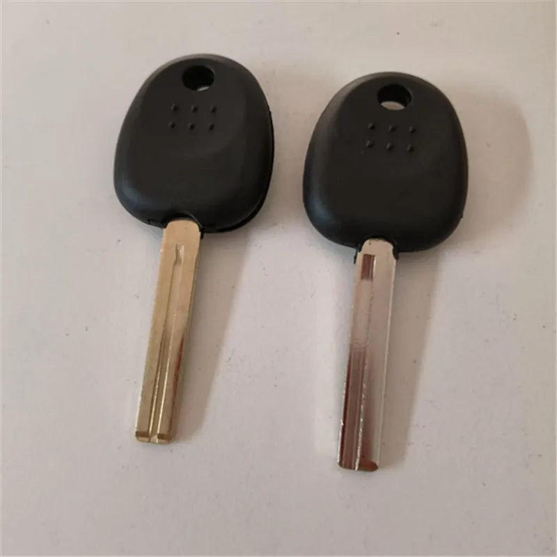 

10PCS Transponder Key Shell Case For Hyundai Verna IX35 I30 ( Can Install Chip ) TOY48 HY20R Blade Fob Key Cover