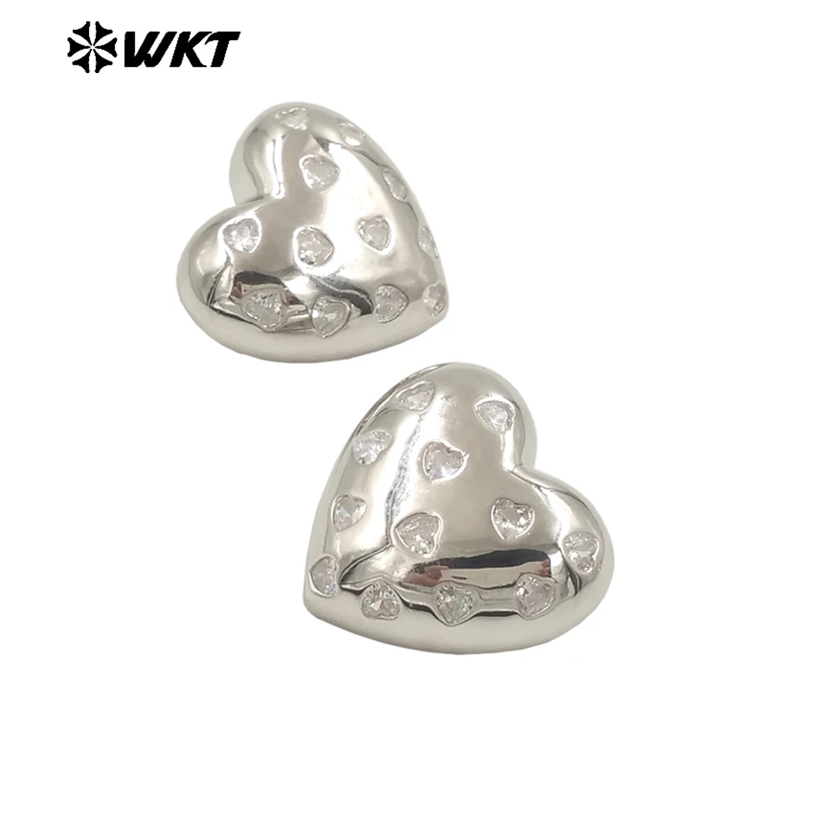 

WT-ME114 Heart Yellow Brass Earring 18K Gold Plated For Women Or Best Friends Anniversary Gifts