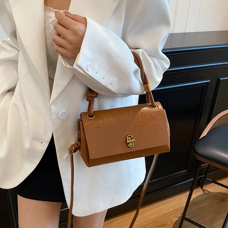 

Superior Women's Crossbody-Bag Crafted From Cowhide Leather Boasting High-End San Marino Famous Spacious Soft Look