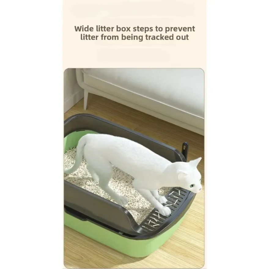 Cat litter box with high fence, semi-enclosed cat toilet, splash-proof pet product for pets outside.
