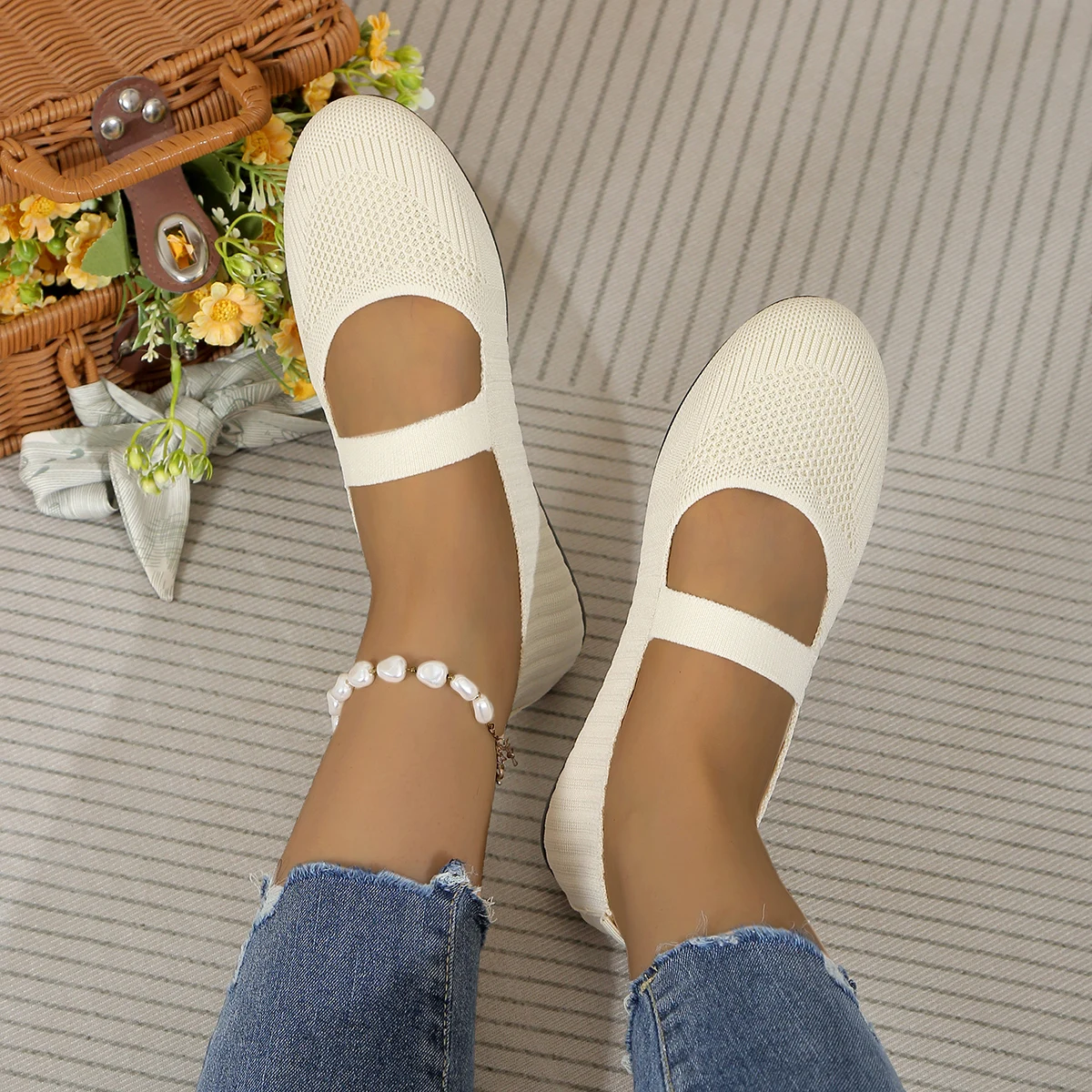 Elastic Knitted Flats Shoes for Women 2024 Summer Breathable Soft Loafers Woman Lightweight Slip on Casual Shoes Mom Moccasins