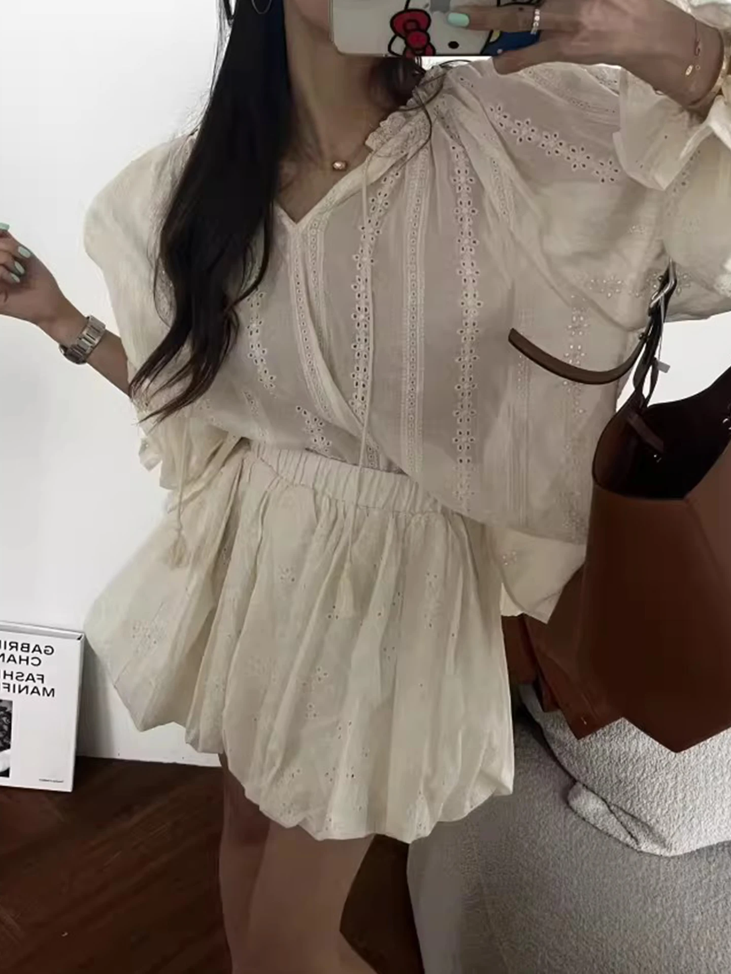 

Fashionable Embroidered Long Sleeve Shirt And High Waist Skirt Set for Women Spring Season New Style Two Piece Suit
