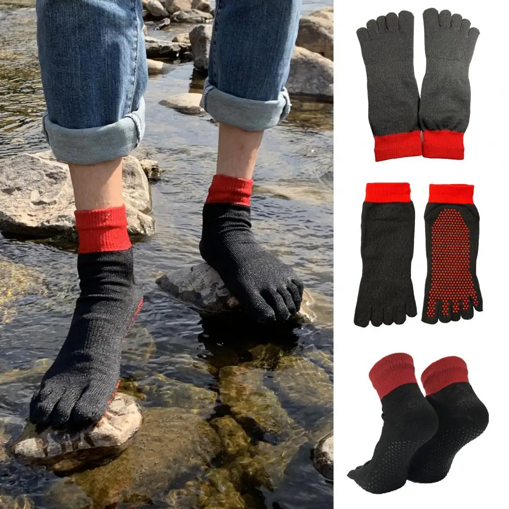 2 Pairs Barefoot Grounding Socks Outdoor Beach Camping Five Toes Socks Cut-resistant Men Women Non-slip Silicone Gripper Socks