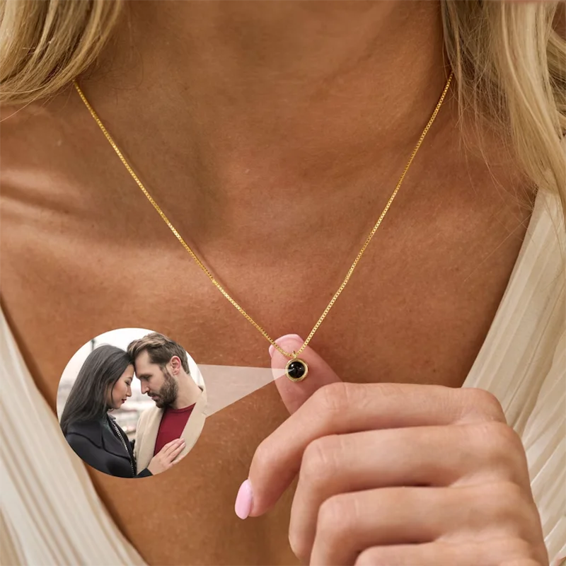 DHQH Jaarlijkse nieuwe aangepaste fotoprojectieketting Gepersonaliseerde herdenkingsfoto hanger ketting Kerstcadeau voor haar