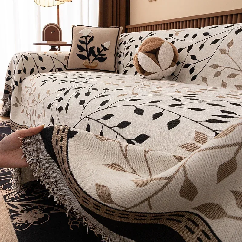 French Leaf Printed Sofa Towel with Tassels Skin-Friendly Chenille Knee Blanket for Office Multifunctional Dustproof Sofa Cover