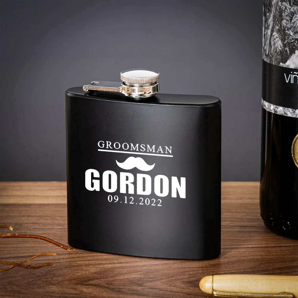 2026 Personalisierte Schwarze Flasche mit Namen, Geschenk für Trauzeugen, Graviert für Junggesellinnenabschied, Geschenk für den Bräutigam, Hochzeitsdekoration – Detail 5