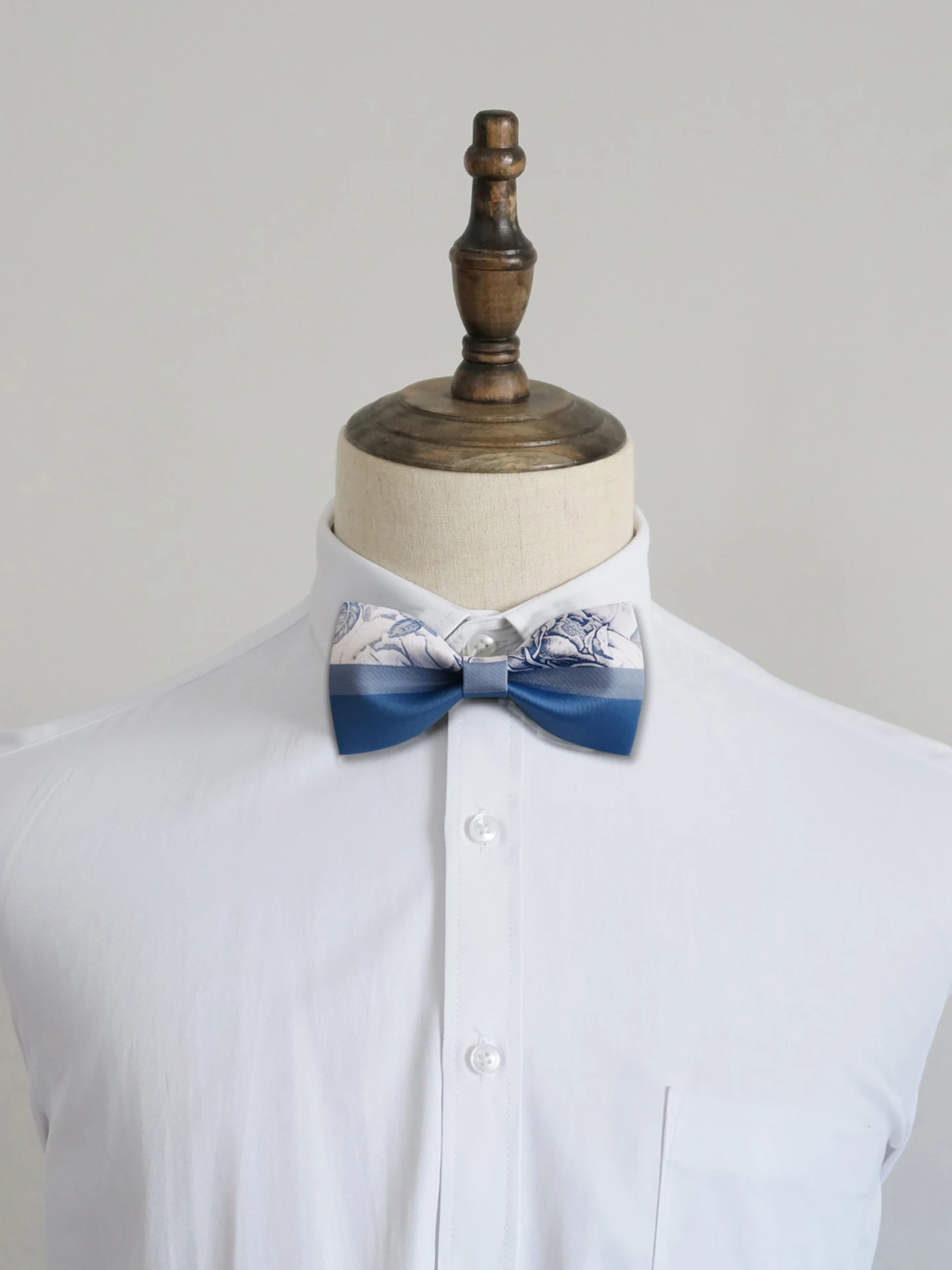 Blue Original Design Rose Pattern Tie Casual Party Performance Host Adult Gift INS Style Printed Polyester Mixed Fabric Tie