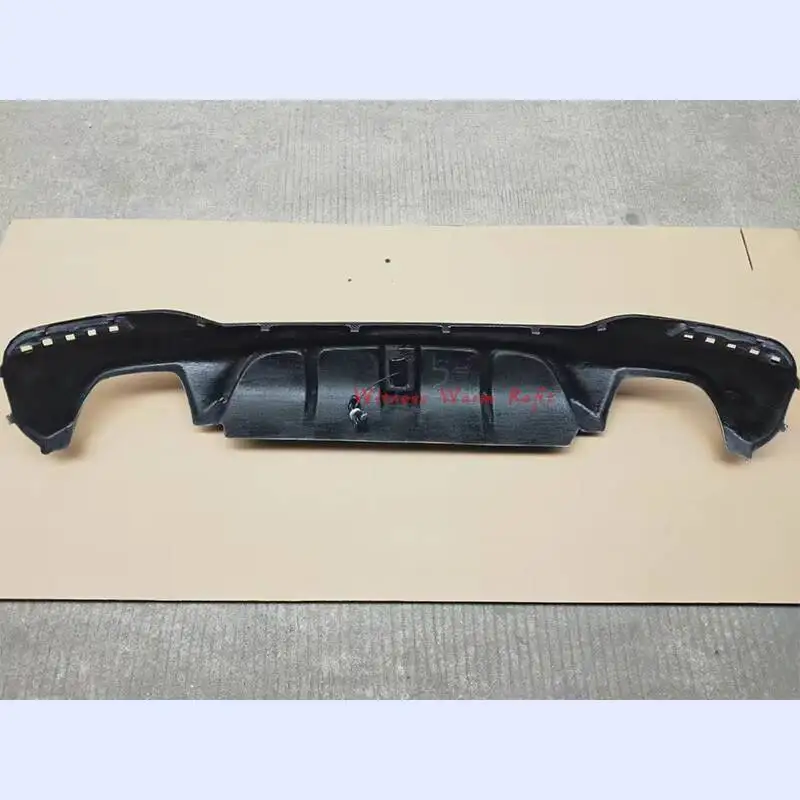 5 Series Carbon Fiber/frp Rear Lip Diffuser with Light for Bmw G30 G31 G38 m Tech m Sport 2017 2018 Bumper Protector
