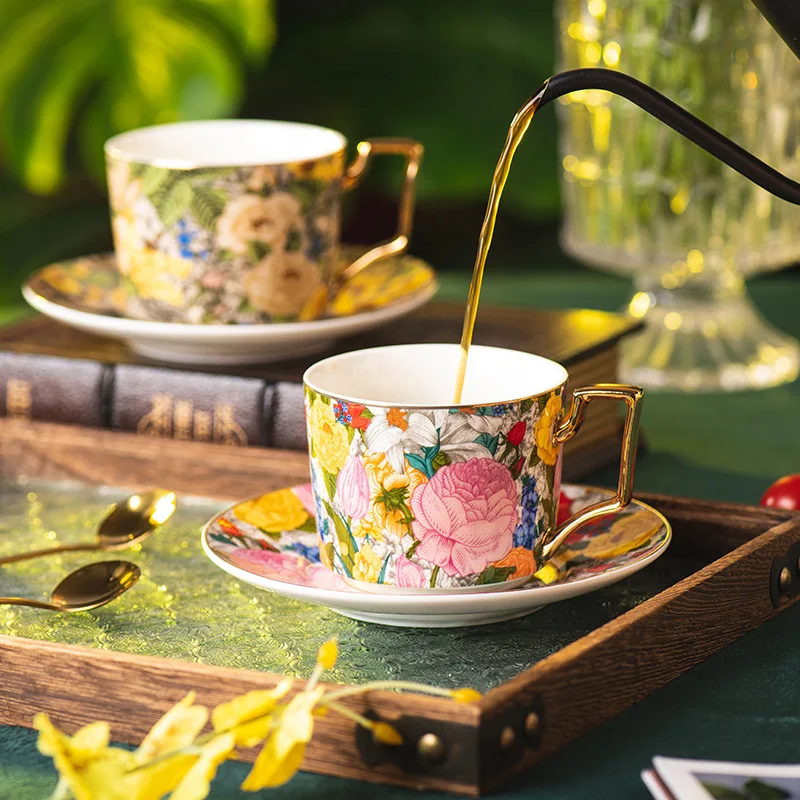Europäischen Stil Keramik Kaffee Tasse Untertasse Gemalt Muster Becher Zarte Nachmittag Tee Blume Tee Kaffee Tasse High-end-Latte kunst Tasse