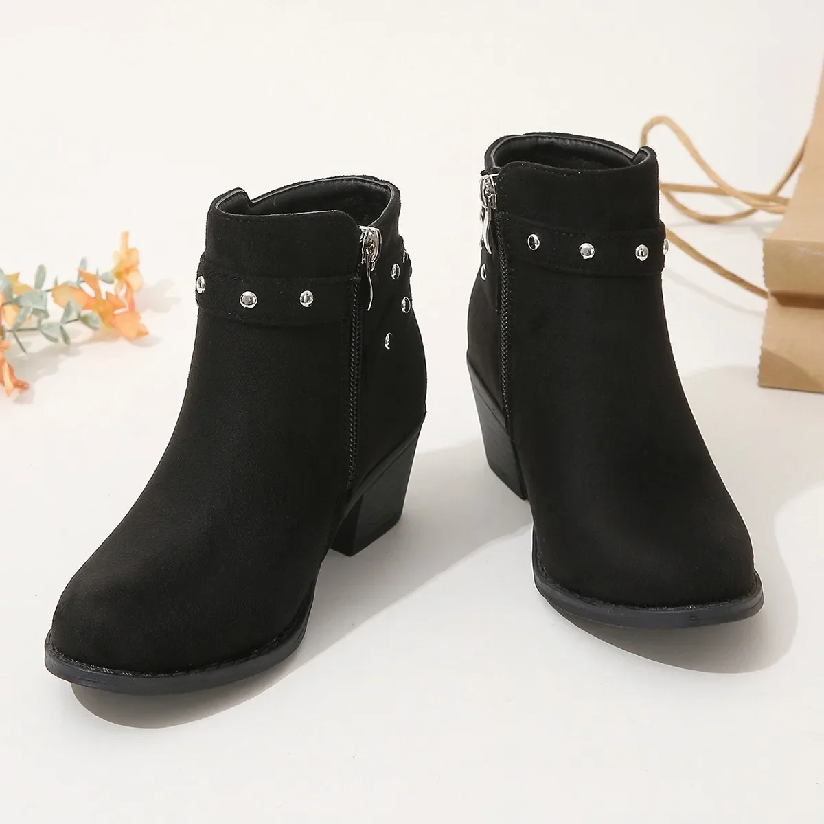 2024 Spring New European and American Girls\' Short Boot Rivets Chic Simple Fashion Kids Versatile Soft Breatheable Kids Boots PU