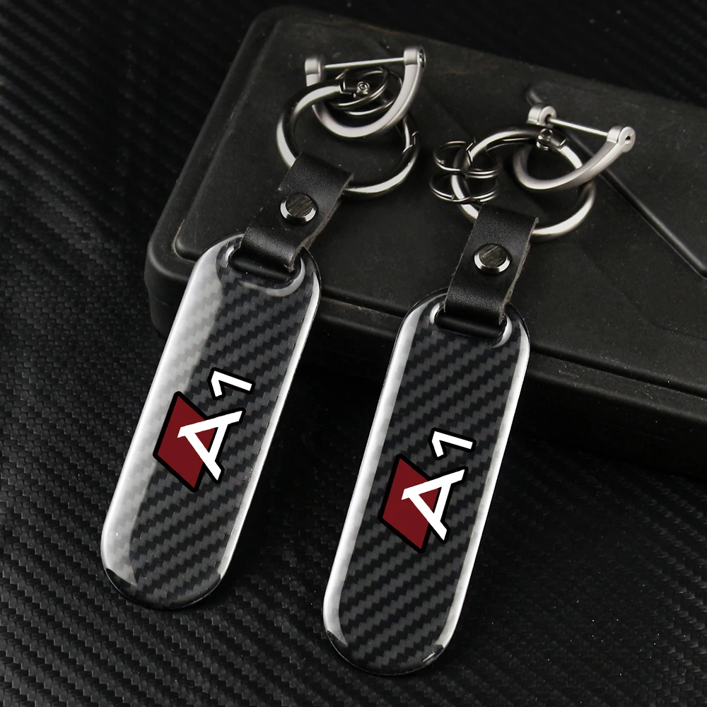 

Carbon Fiber Car Keychain Key Chain Men and women Pendant Keyring Horseshoe Buckle For AUDI A1 badge logo Auto Accessories