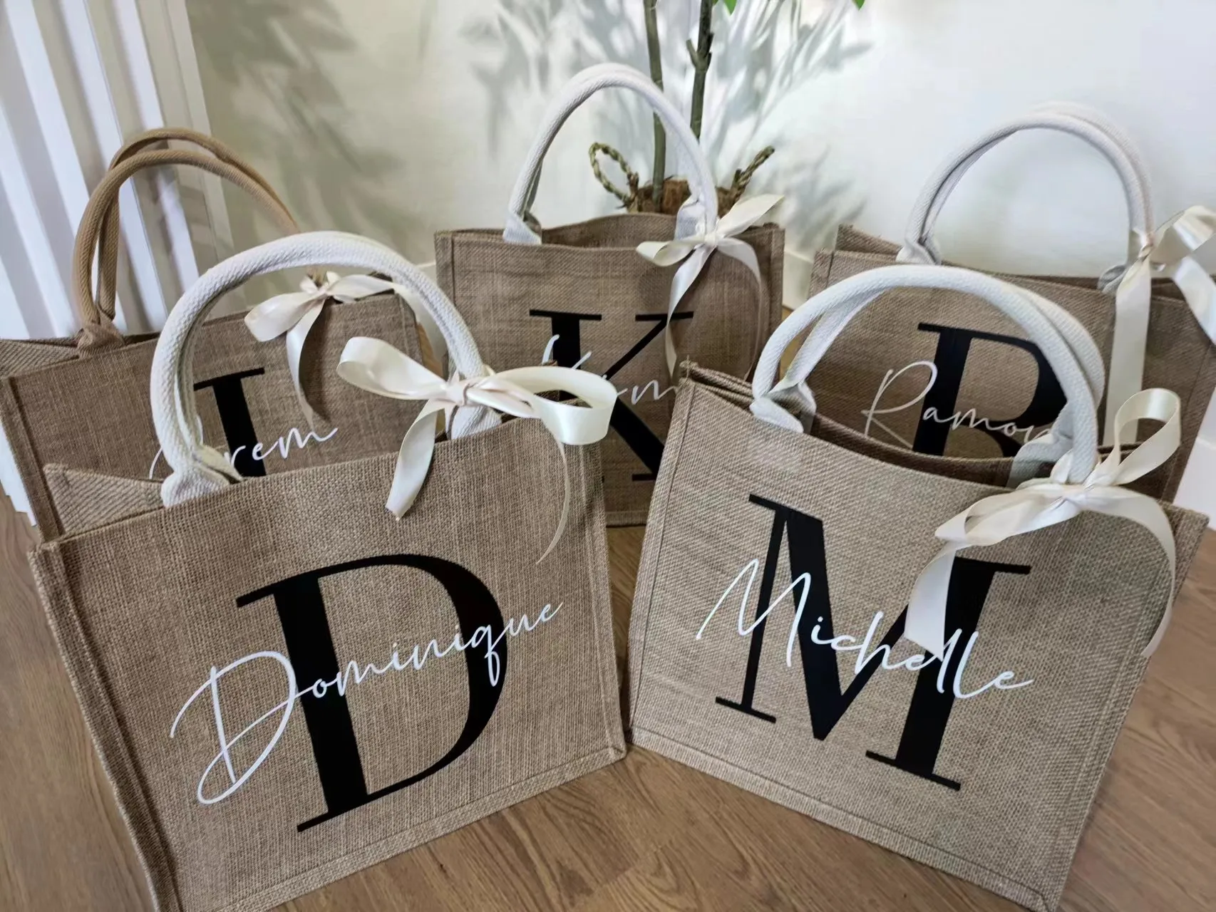 Personalized Jute Bag for Bridesmaid Wedding Bride Custom Beach Bags Tote Bag Junior Bag Jute Tote Bag Bride Custom Beach Bags