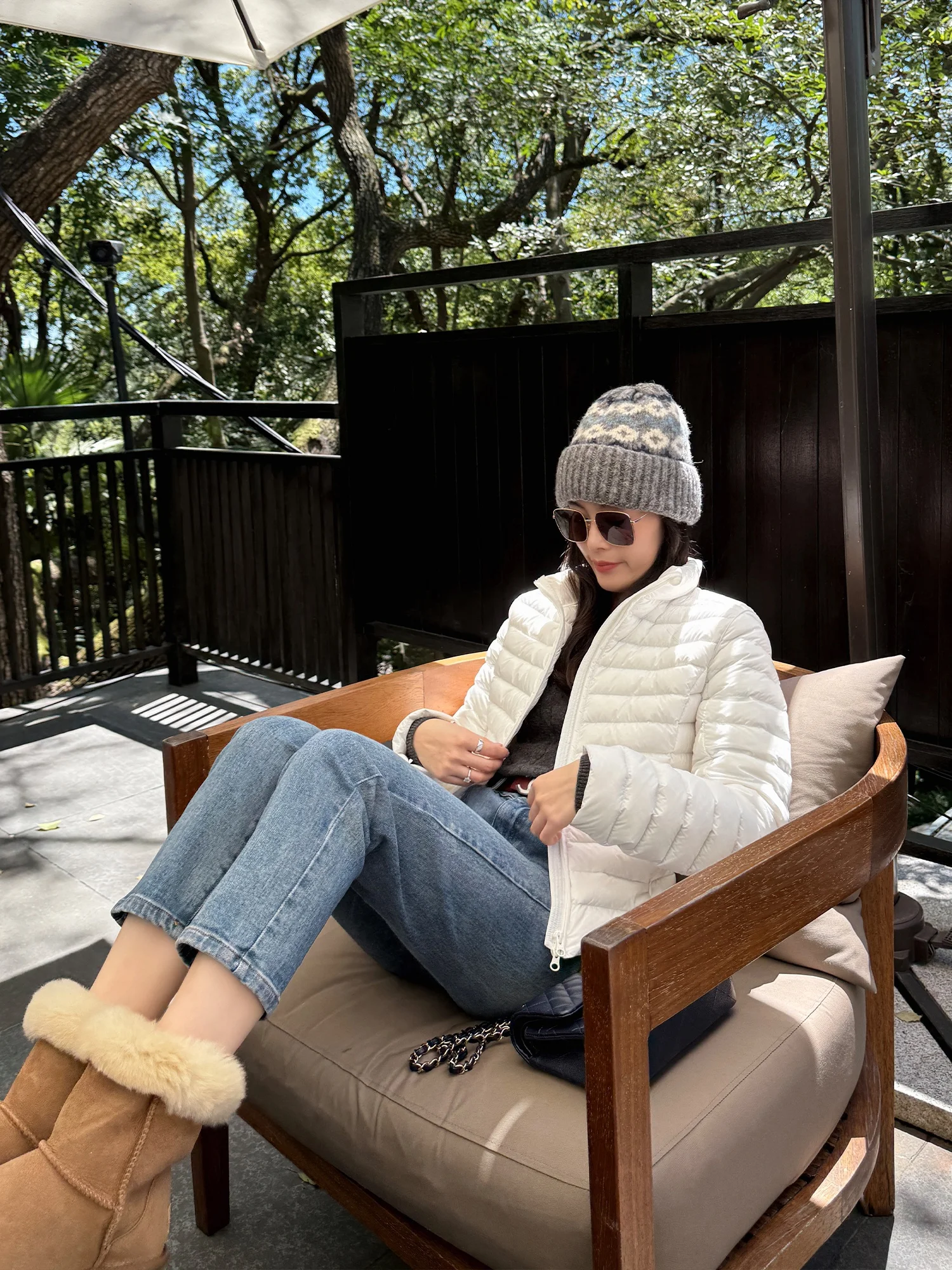 Piumino Leggero da Donna Yang Xiaoyao Slim Fit 2025 Nuovo in Piuma d'Oca Bianca, Capospalla alla Moda per Donna