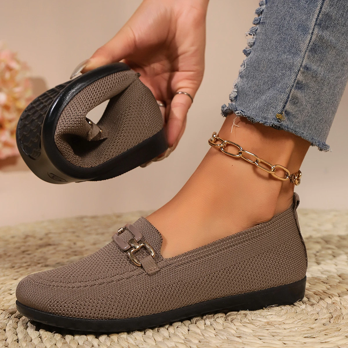 Zapatos planos de punta redonda para mujer, mocasines ligeros a la moda, zapatillas informales poco profundas, zapatos de diseñador, primavera y otoño