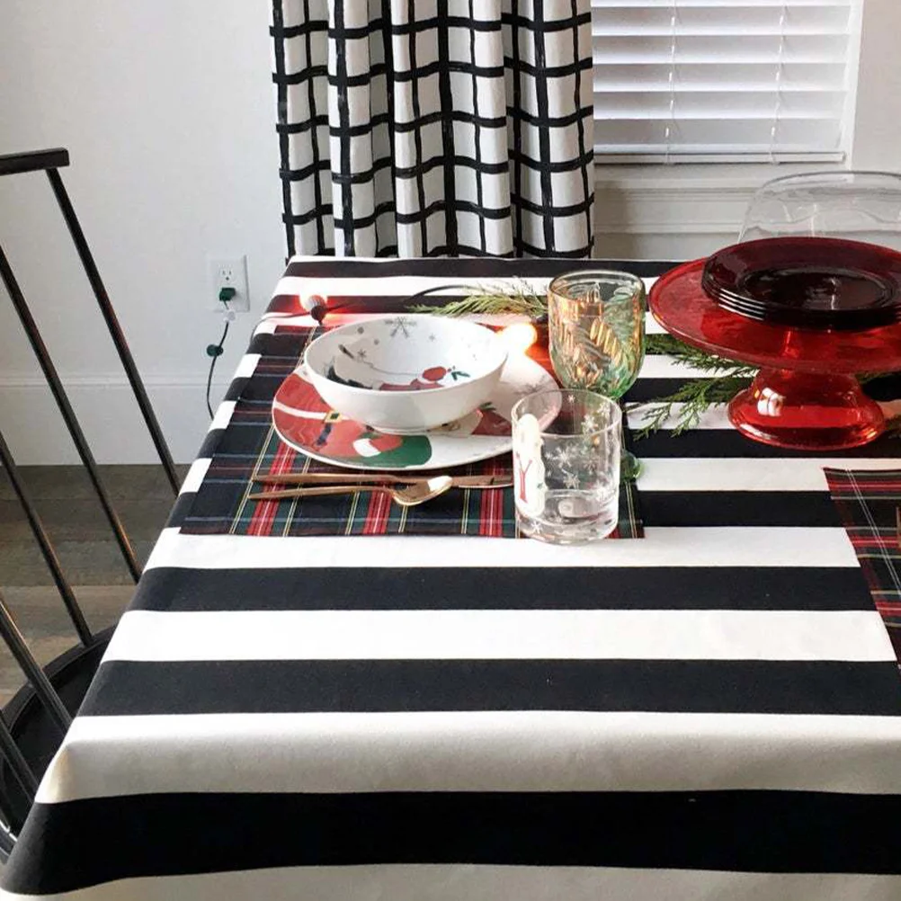 

2Pcs Decorative Tablecloth Stain Resistant Stripe Design for Kitchen Family Dining Room Daily Use Striped Tablecloth