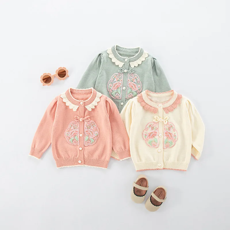 Autumn New Newborn Girls Sweater Single Breasted Lace Collar Floral Embroidery Baby Girls Cardigan Patched Infant Girls Knitwear