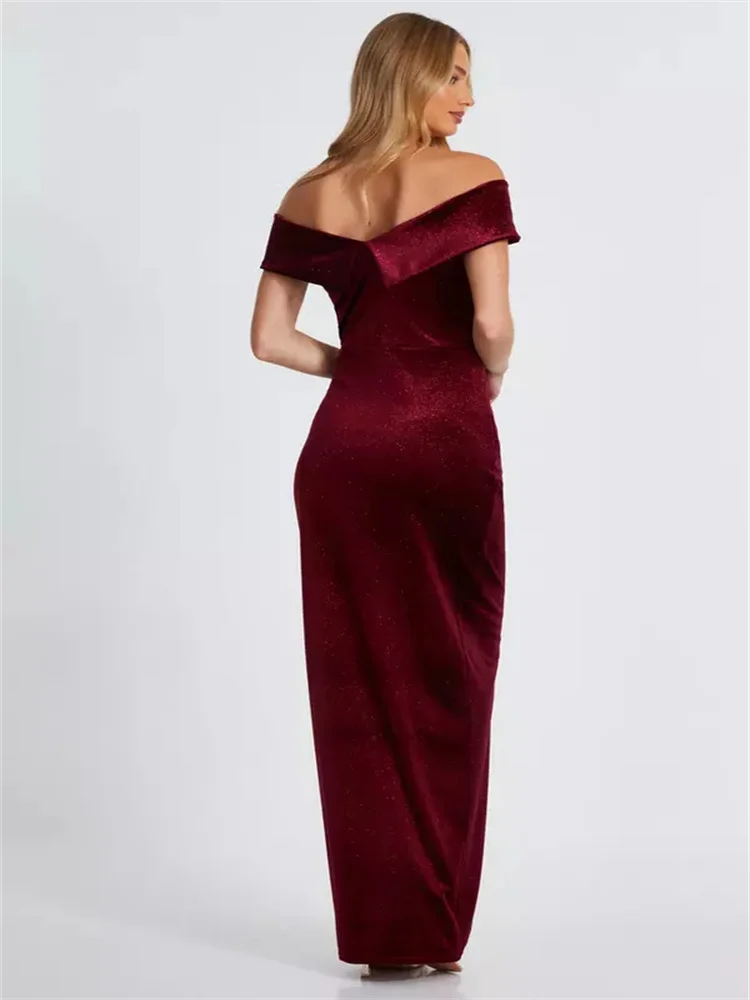 Customized Simple Dark Red Velvet Fishtail Dress Sleeveless Off-shoulder Hood Neckline Skirt Pleated Slim-fitting Evening Gown