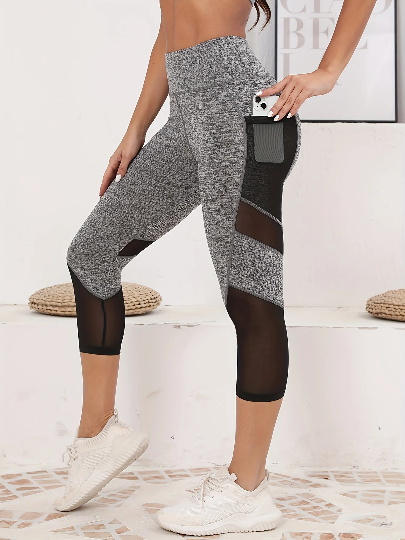 High Waist Capri Yoga Pants with Pockets, Tummy Tuck Fitness Running Yoga Women's Leggings