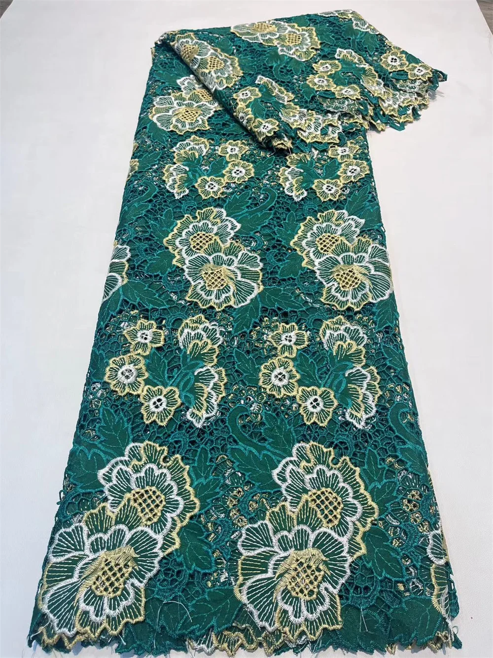 

Latest African Guipure Cord Lace Fabric 2024 High Quality Nigerian Water Soluble Lace Fabric For Party Dress Sewing 5 yaWp463-2